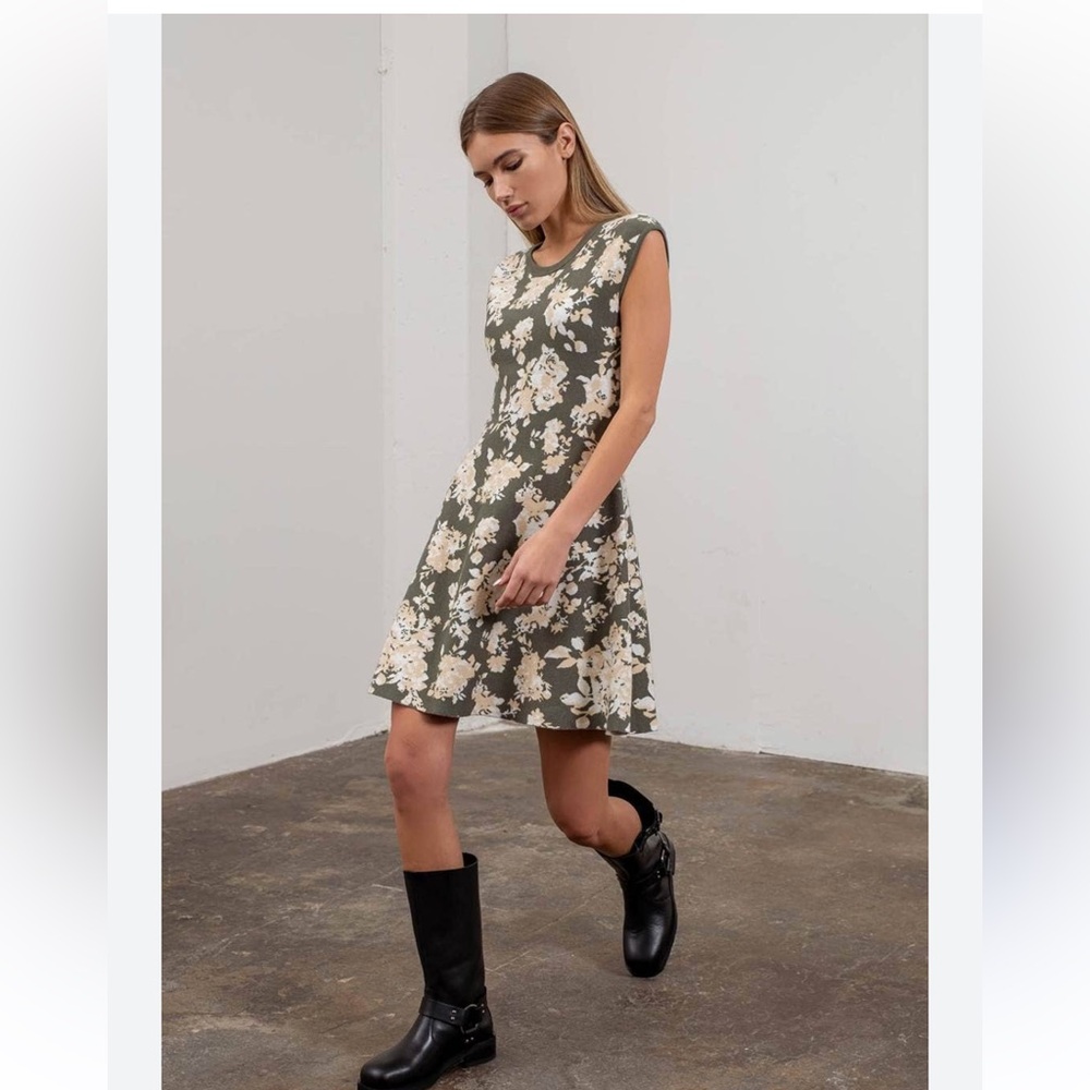 New Moon River womens Dress in Green and Cream Floral